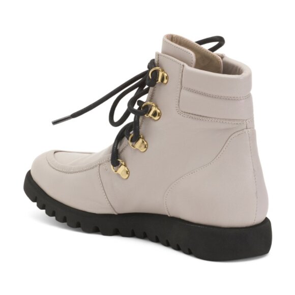 AMALFI Made In Italy Leather Epiornite Booties - Picture 2 of 3